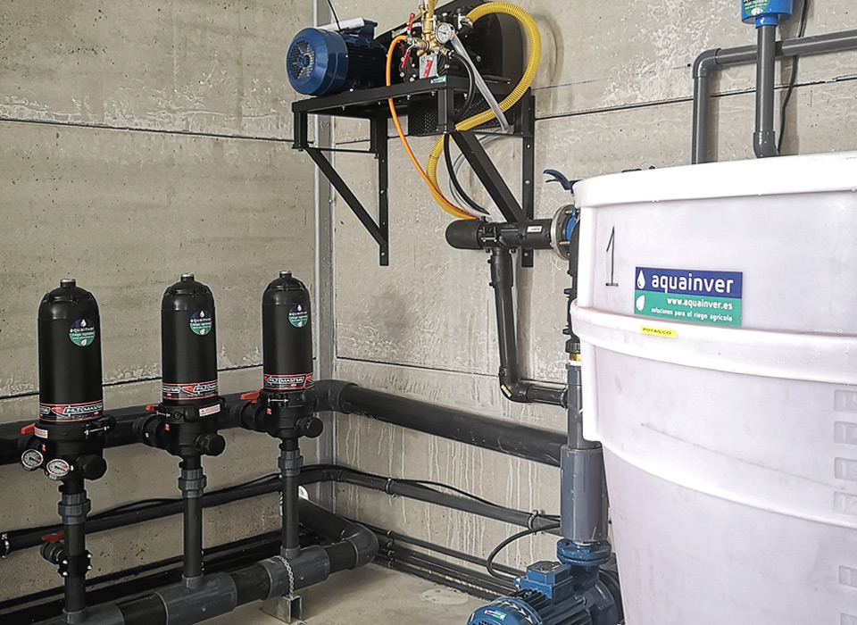 Galería Obra: Sistema de riego por fertirrigación automático y telemático Foto 1